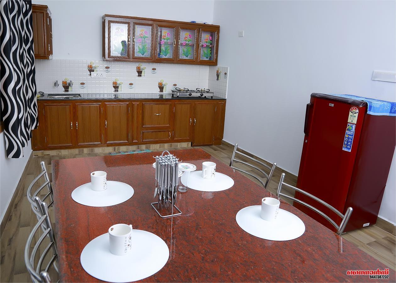 Holiday Villa Теккади Экстерьер фото